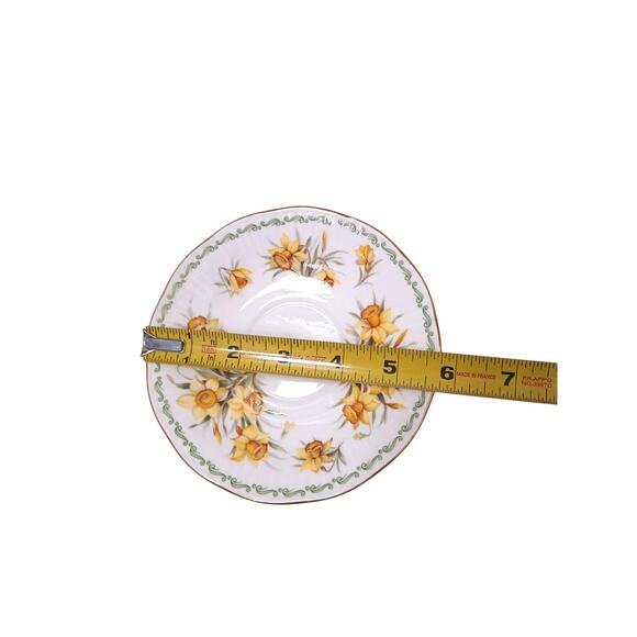 VNTG Queen’s March Daffodil Saucer White Fine Bone China Yellow Floral Dainty - Picture 5 of 15